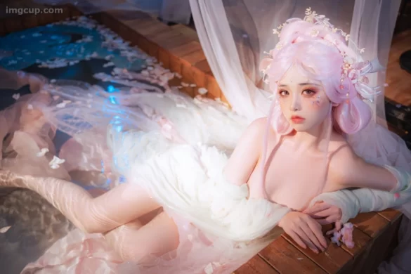 Coser 爆机少女喵小吉 NO.28 临江仙 第1张图