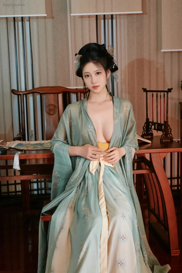 Coser 年年 – 梦华录 第1张图