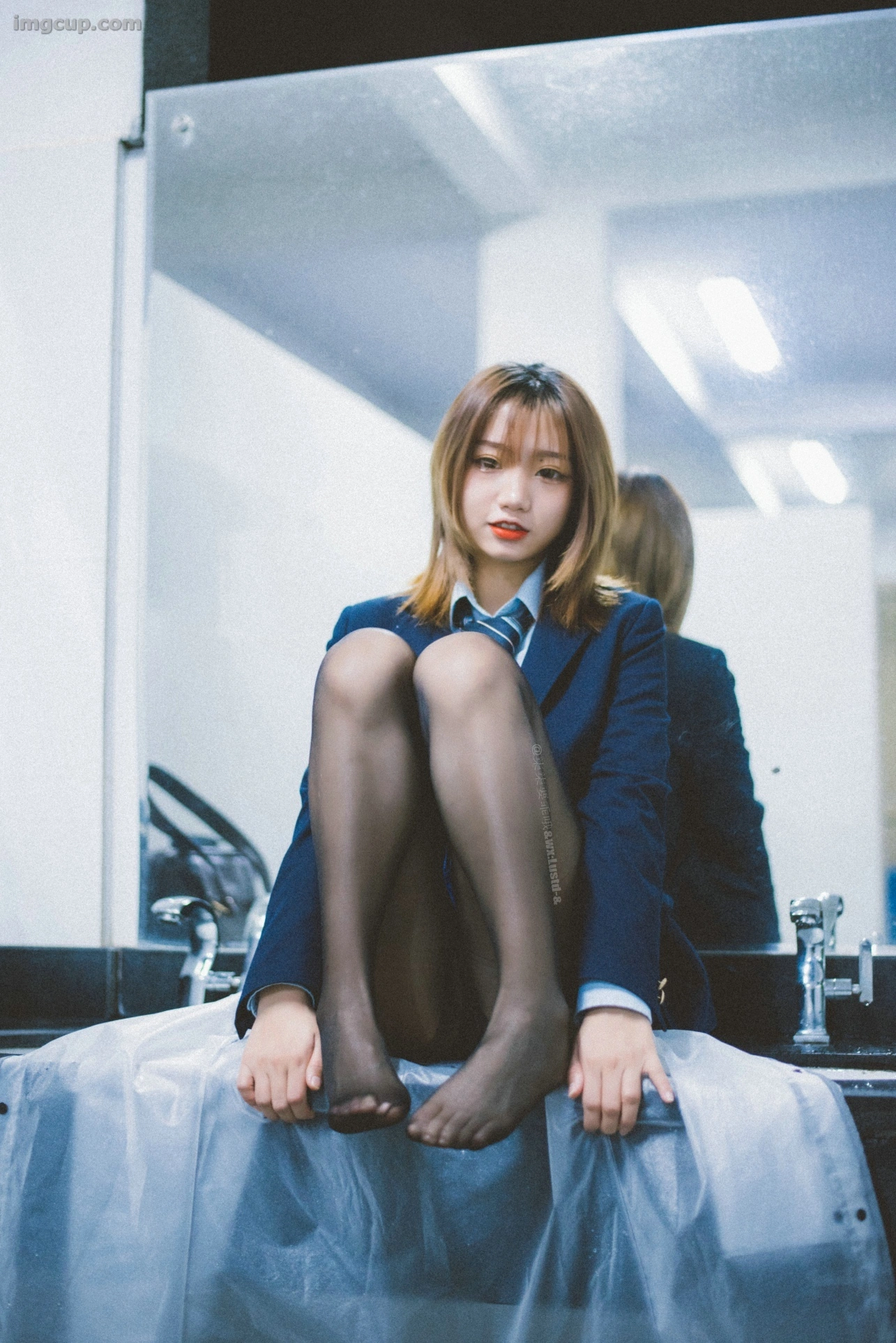 Coser 柒柒要乖哦 NO.011 深夜公园JK 第12张图