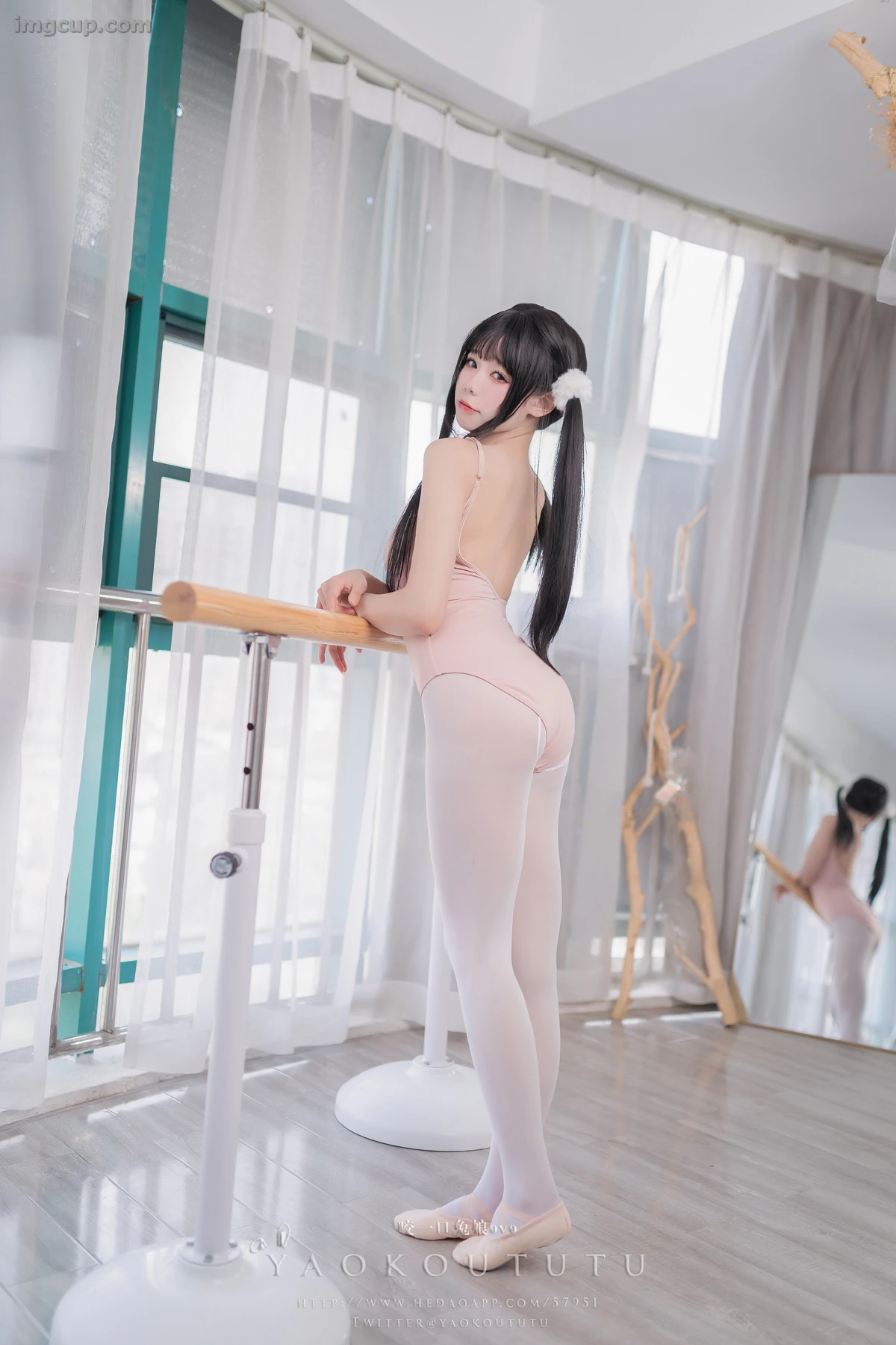 Coser 黏黏团子兔 NO.043 来不及的舞蹈课 第2张图