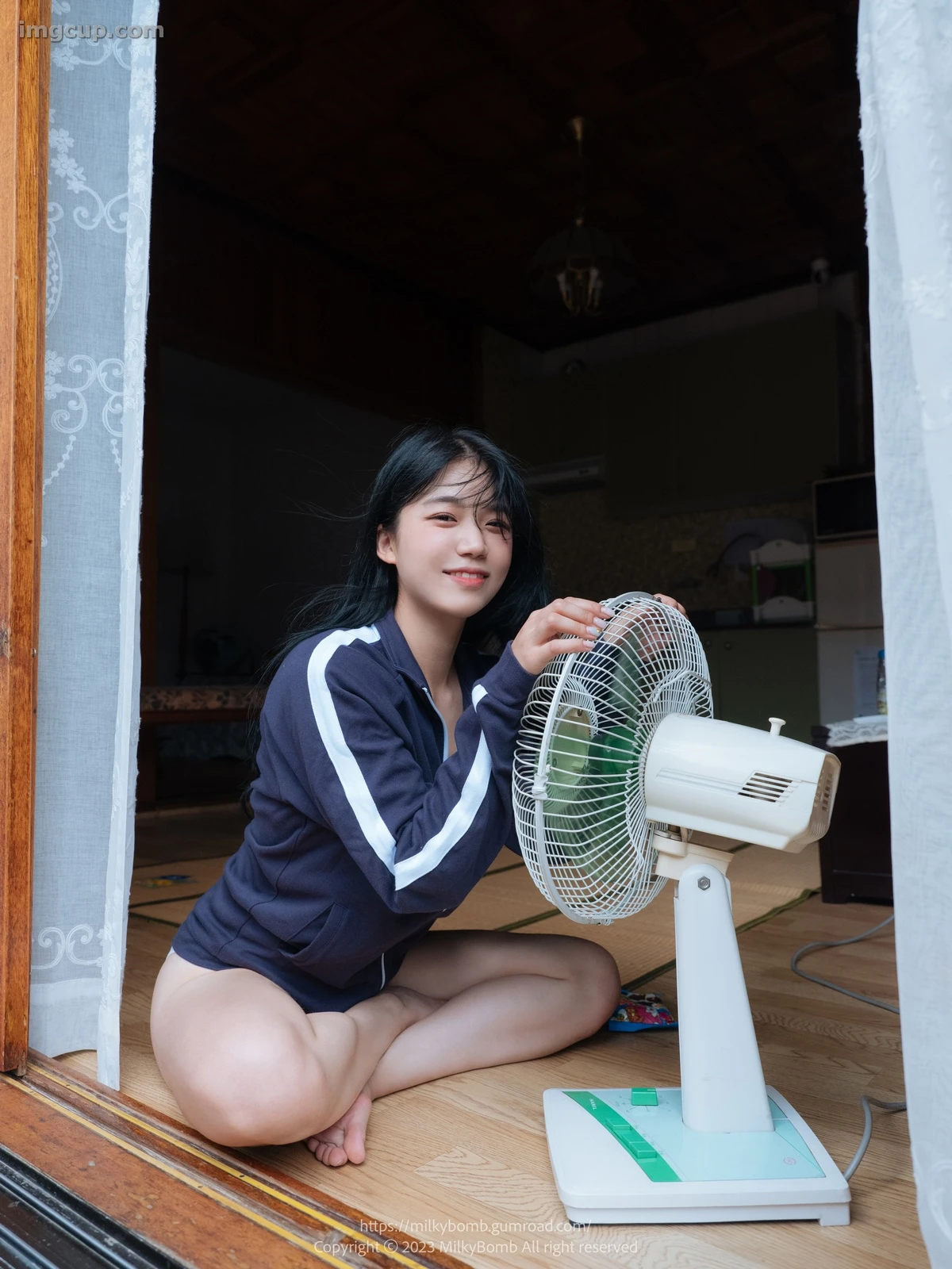 Mallang 말랑, PURE MEDIA Vol.288 ‘Moist Girl on Rainy Day’ Set.01 第16张图