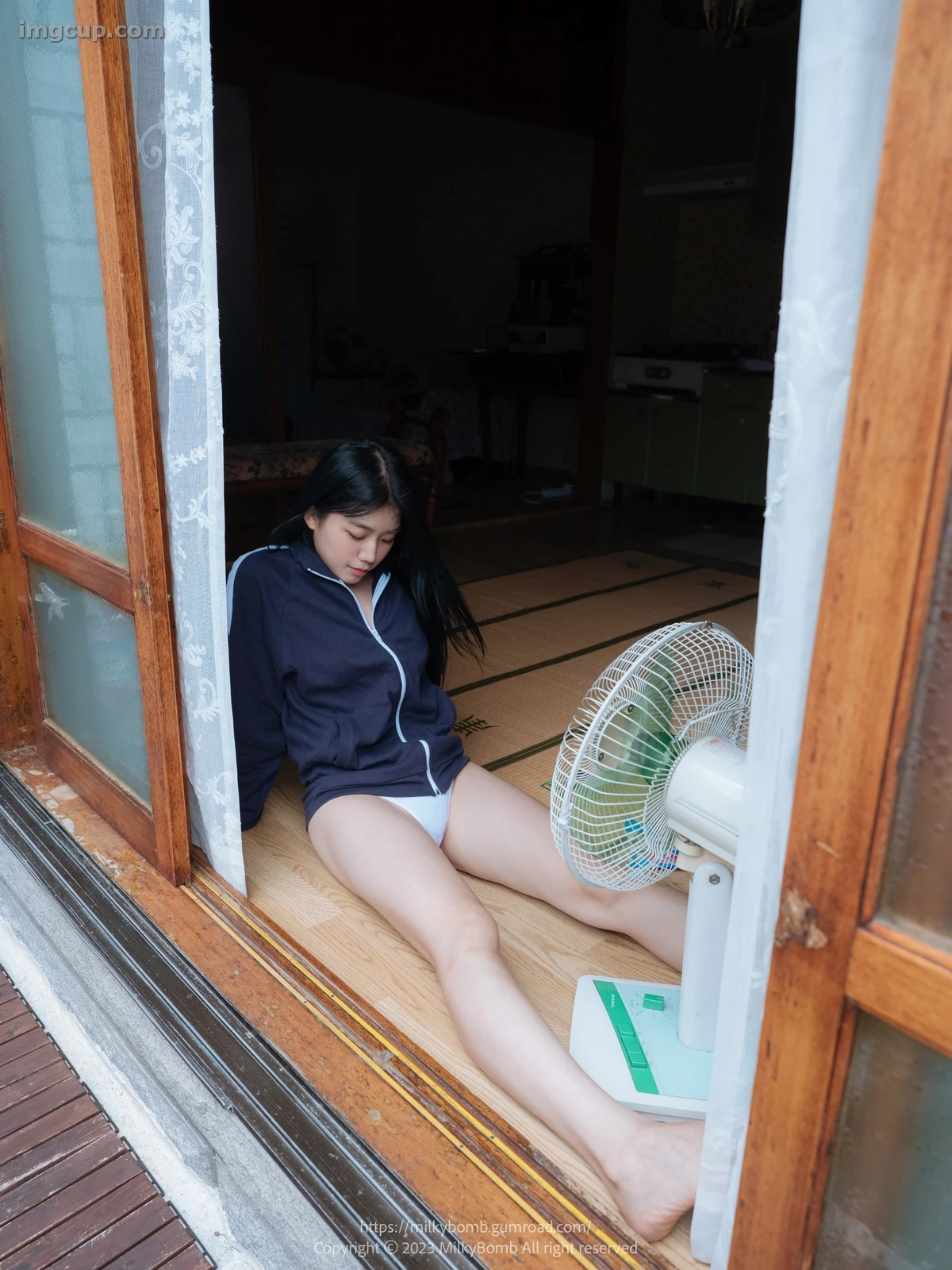 Mallang 말랑, PURE MEDIA Vol.288 ‘Moist Girl on Rainy Day’ Set.01 第37张图
