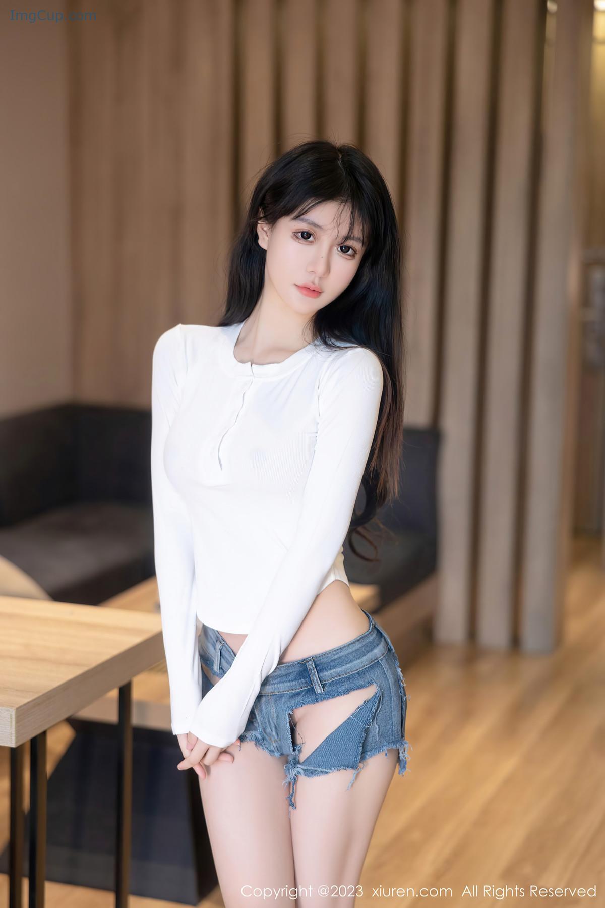 XiuRen秀人网 NO.7010 幼幼Yoyo 第3张图