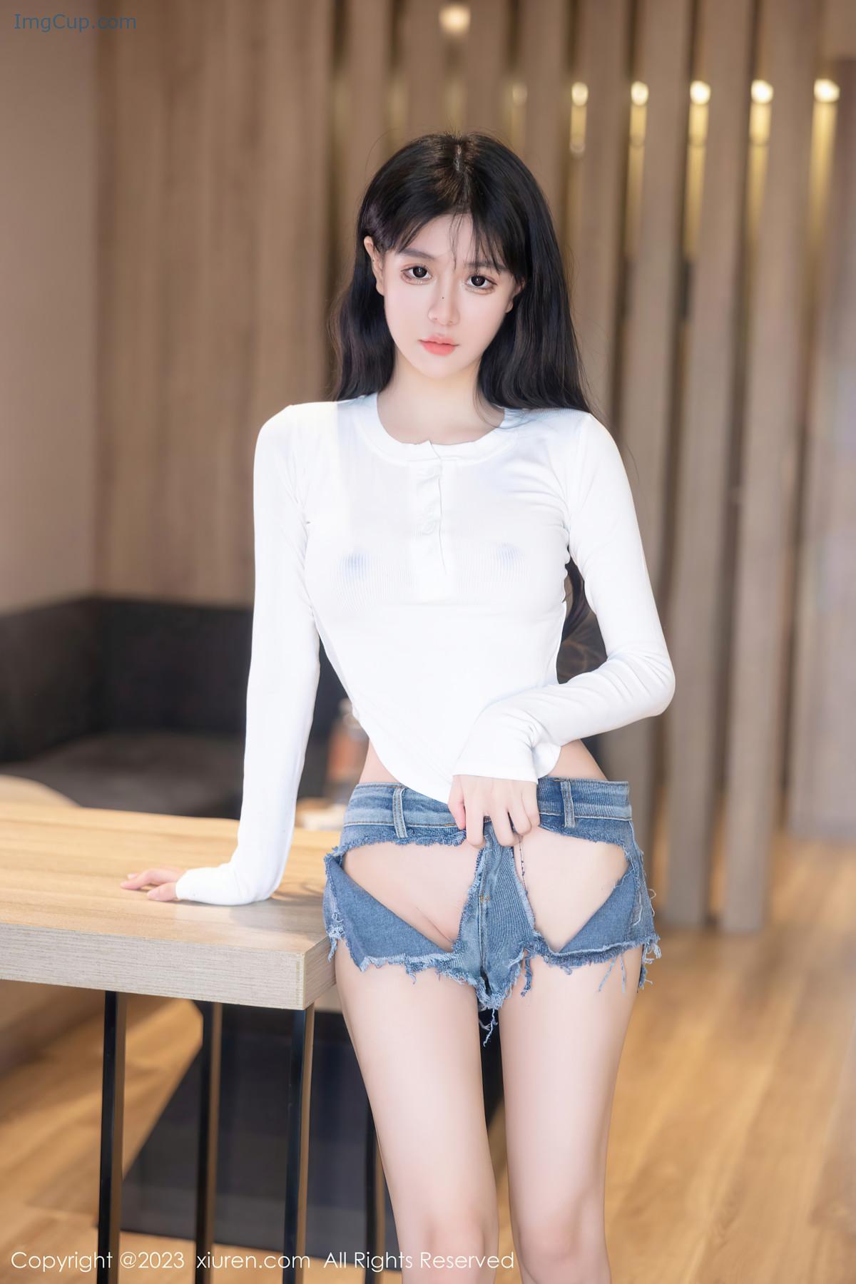 XiuRen秀人网 NO.7010 幼幼Yoyo 第5张图