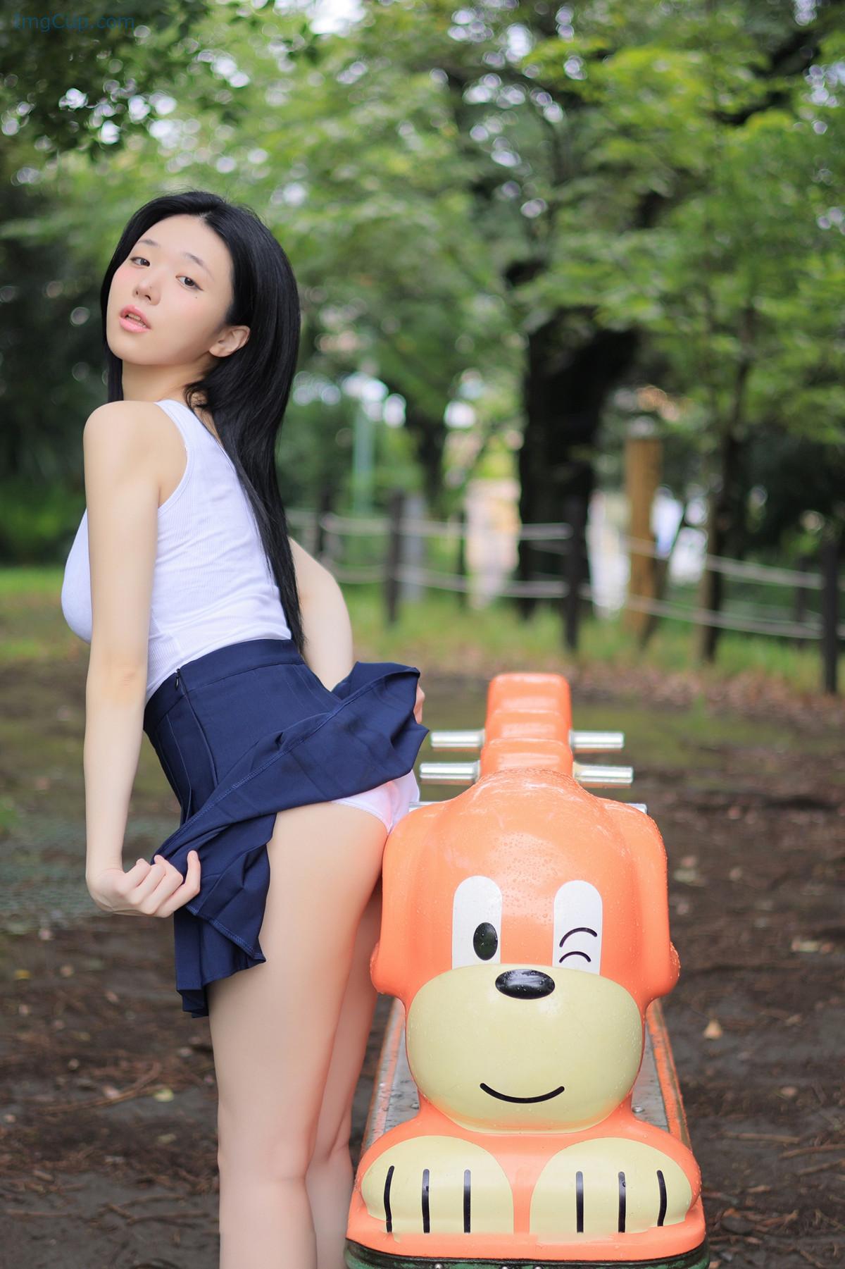 Yeon Woo 연우, Photobook ‘Panty-ra’ Set.01 第1张图