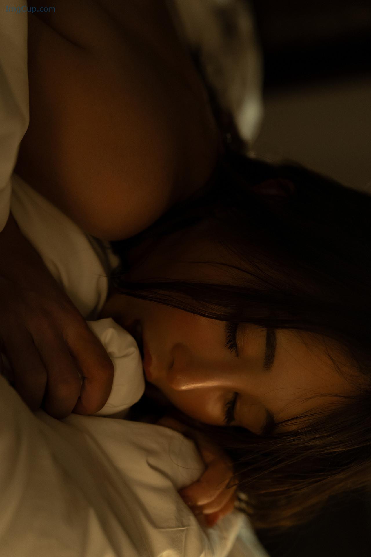 Ikumi いくみ, デジタル写真集 『MITSU』 Set.01 第68张图