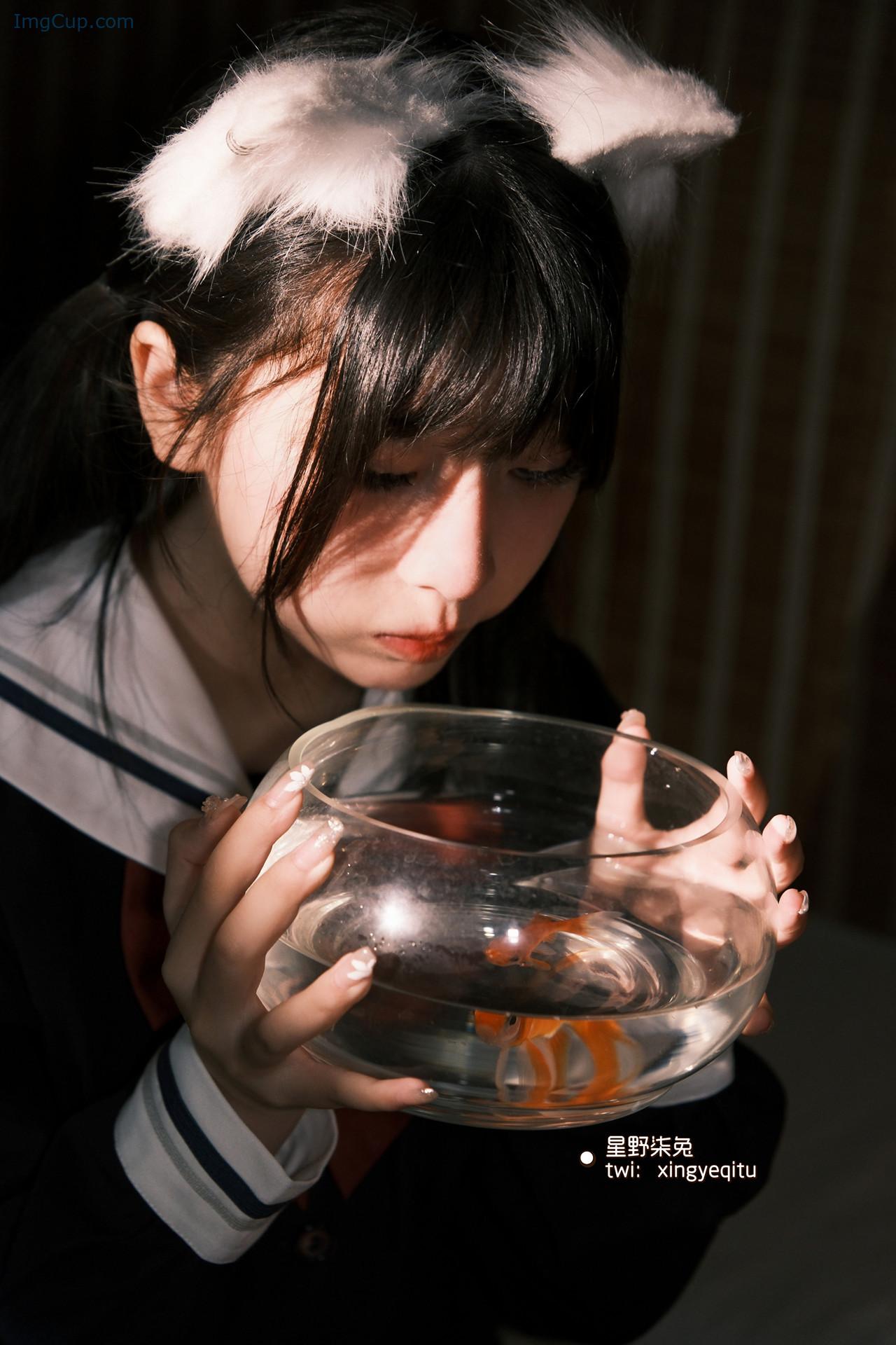 星野柒兔, 写真集 放课后的吔鱼少女 第15张图