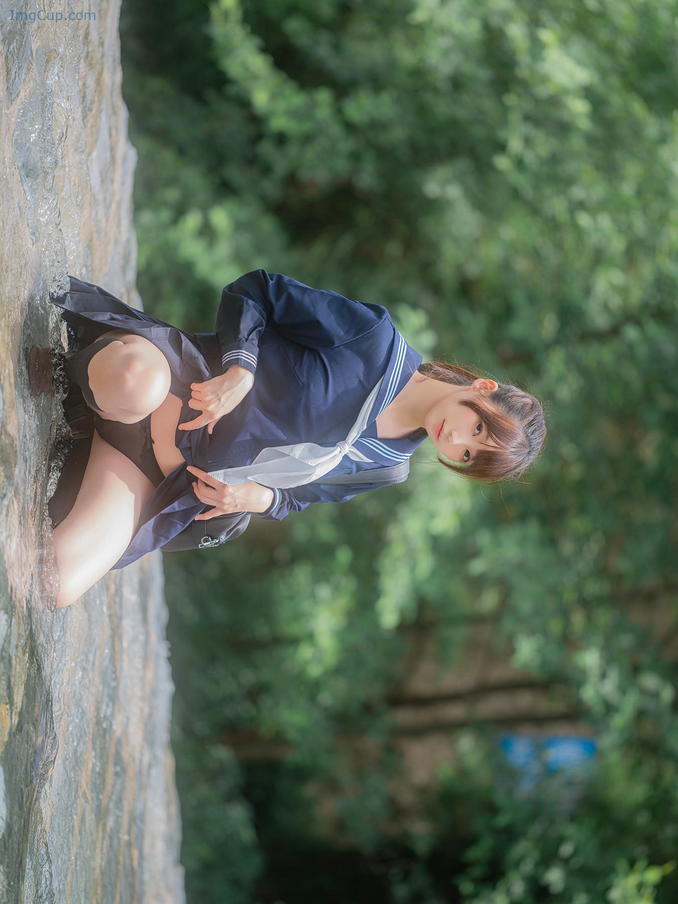 Cosplay Nagisa魔物喵 – 川で水遊び Set.03 第5张图