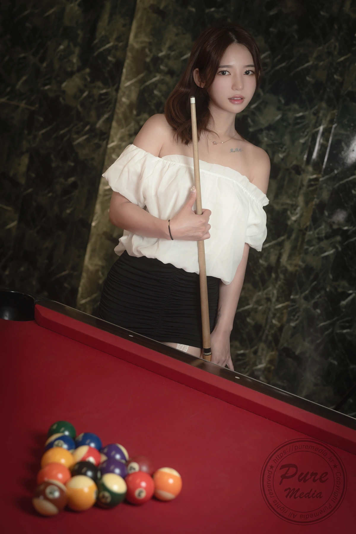 Yeha 예하, Pure Media Vol.305 「Hard Balls & Red Hole」 Set.01 第4张图