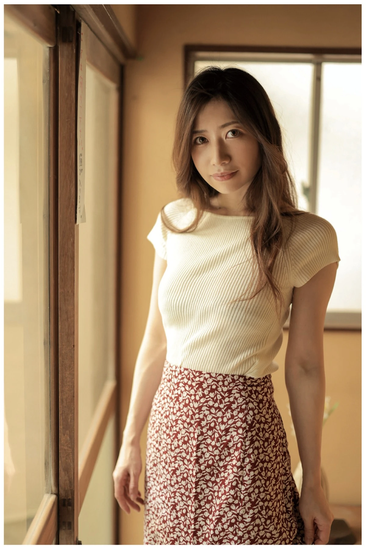 Manami Oura 大浦真奈美, ヌード写真集 「Nostalgia 回顧」 第10张图