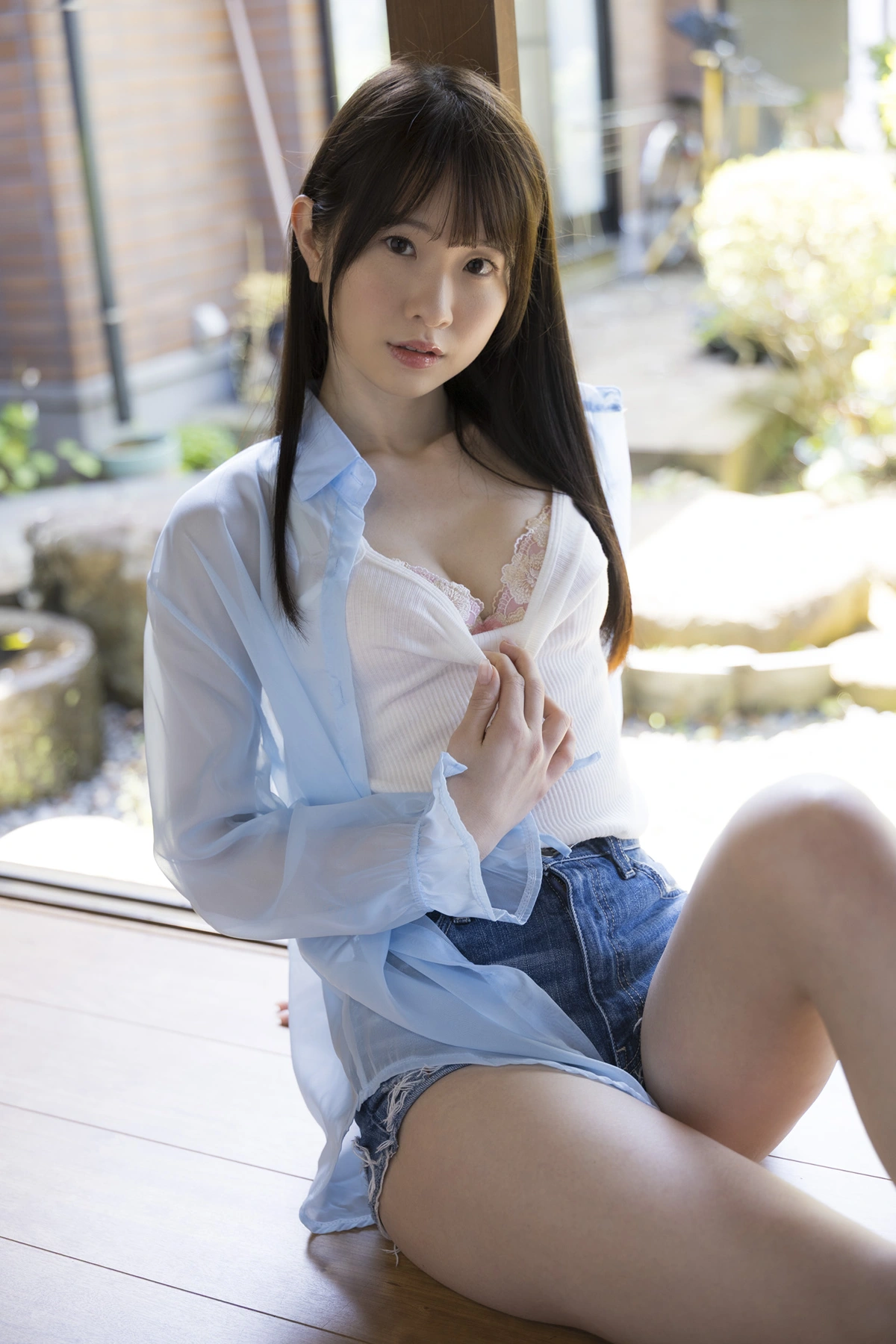 Emika Shirakami 白上咲花, ヌード写真集 「百花繚乱」 第15张图
