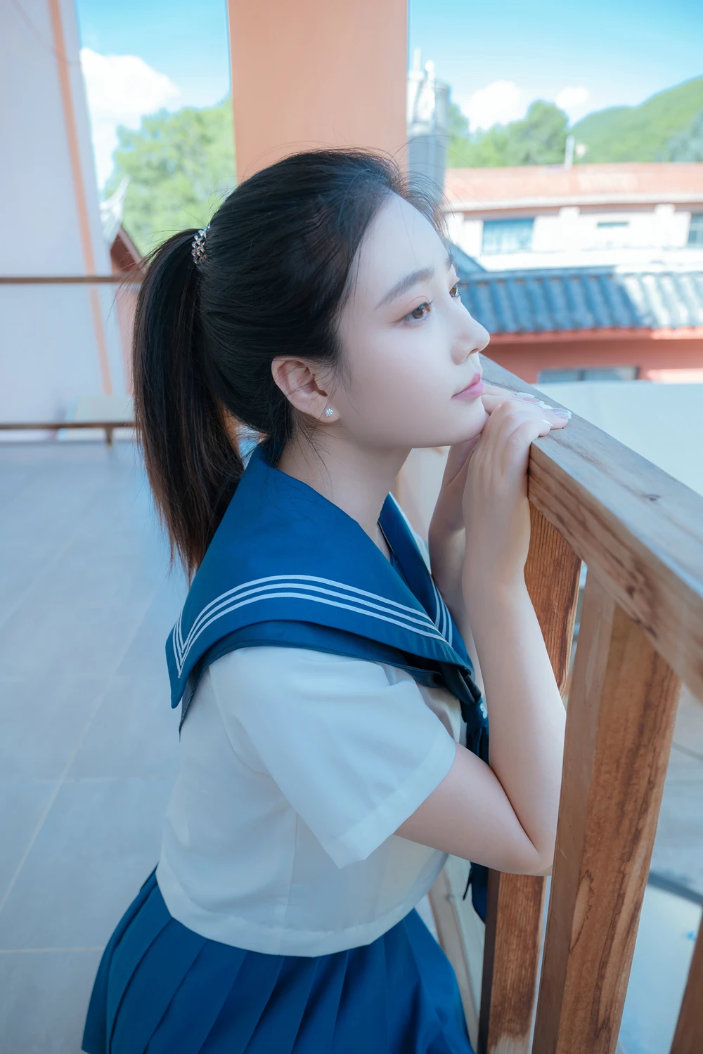 Cosplay 年年Nnian – 泡沫之夏JK & 背背裤 第6张图