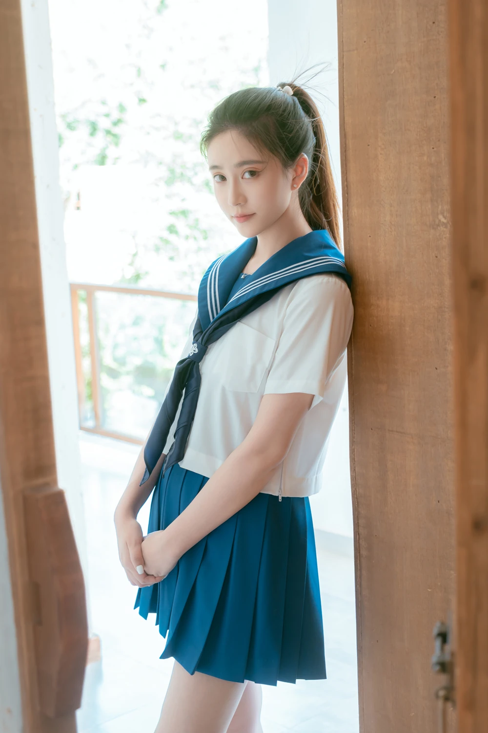 Cosplay 年年Nnian – 泡沫之夏JK & 背背裤 第7张图