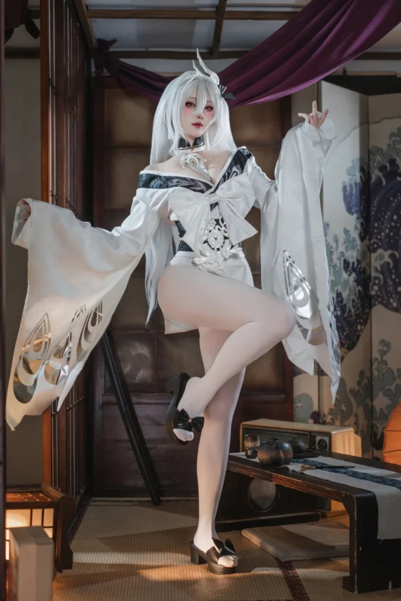 Cosplay Natsuko夏夏子 – 碧蓝航线 白凤 和服 第1张图